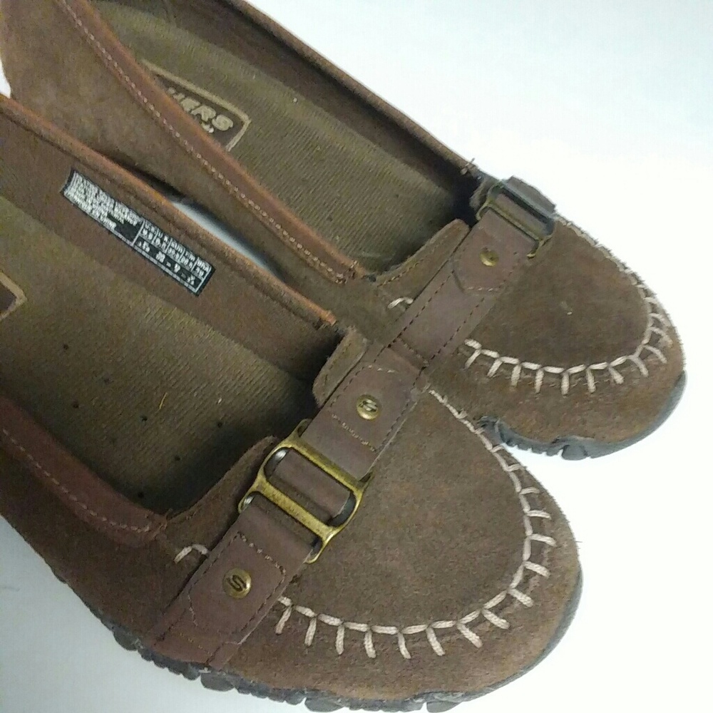 Skechers